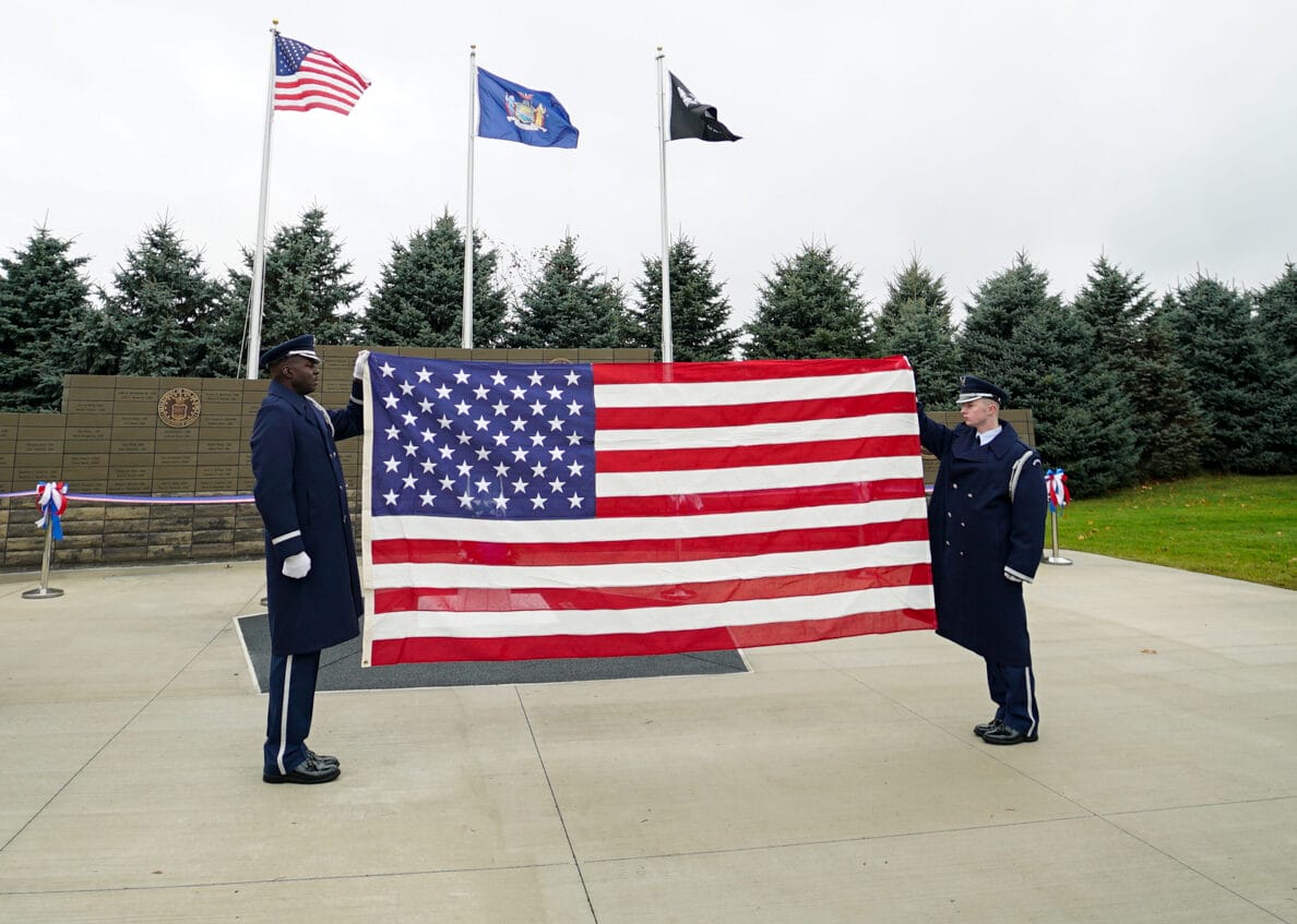 Flag folding ceremony at SUNY Niagara Veterans Memorial Park